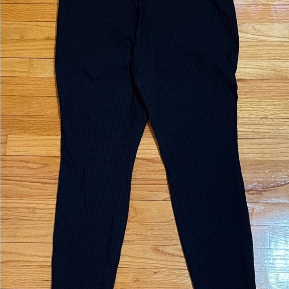 NWT Simply Vera Vera Wang Black/Blue Skinny Pants